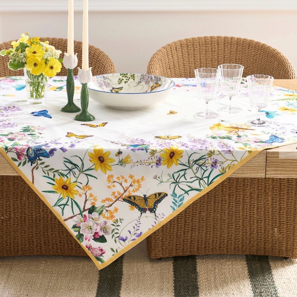 NWT Pottery Barn Meadow Cotton Table Throw